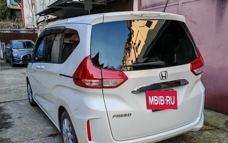 Honda Freed II, 2019 год, 1 900 000 рублей, 4 фотография