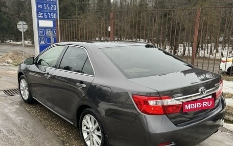 Toyota Camry, 2012 год, 1 850 000 рублей, 32 фотография