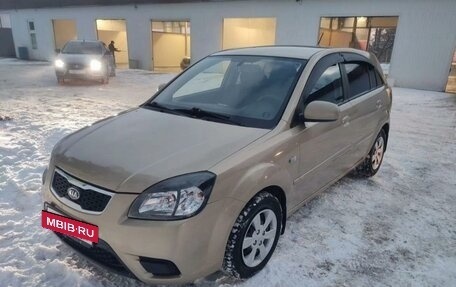 KIA Rio II, 2011 год, 610 000 рублей, 2 фотография