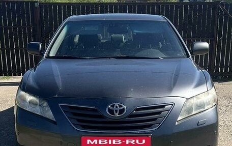 Toyota Camry, 2006 год, 1 100 000 рублей, 1 фотография