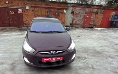 Hyundai Solaris II рестайлинг, 2013 год, 800 000 рублей, 1 фотография