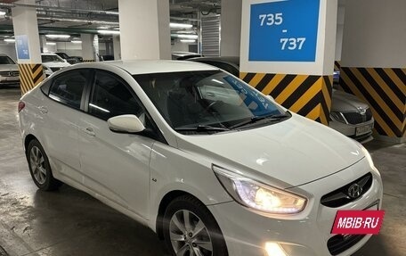 Hyundai Solaris II рестайлинг, 2013 год, 850 000 рублей, 5 фотография