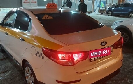 KIA Rio III рестайлинг, 2015 год, 550 000 рублей, 3 фотография