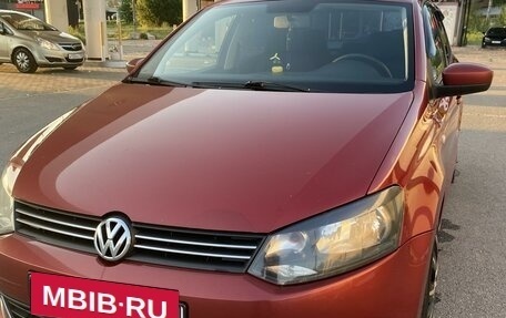 Volkswagen Polo VI (EU Market), 2012 год, 750 000 рублей, 3 фотография