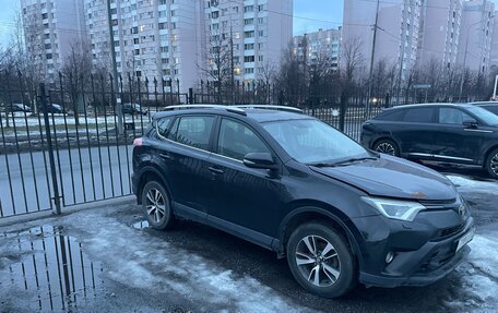 Toyota RAV4, 2015 год, 1 350 000 рублей, 3 фотография