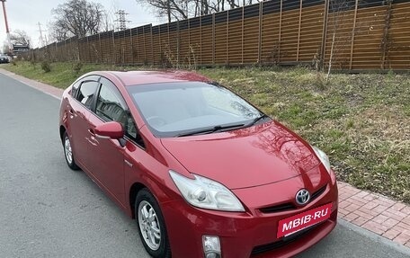 Toyota Prius, 2010 год, 1 070 000 рублей, 2 фотография