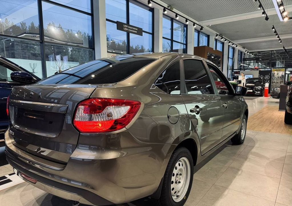 ВАЗ (LADA) Granta, 2023 год, 904 000 рублей, 4 фотография