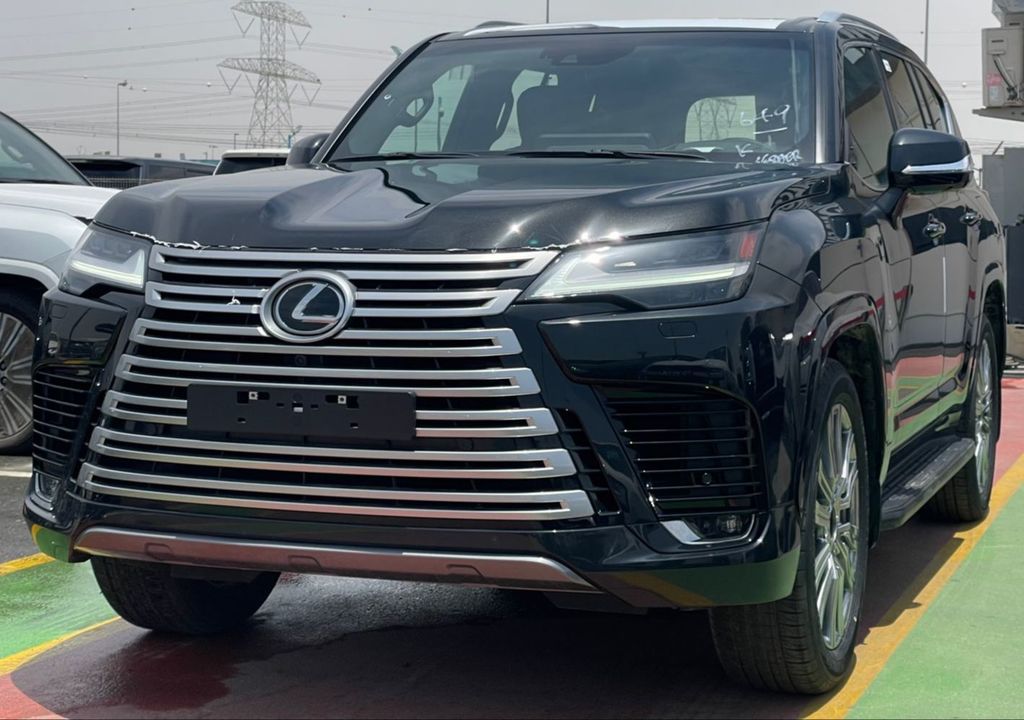 Lexus LX III рестайлинг 2, 2025 год, 30 000 000 рублей, 6 фотография