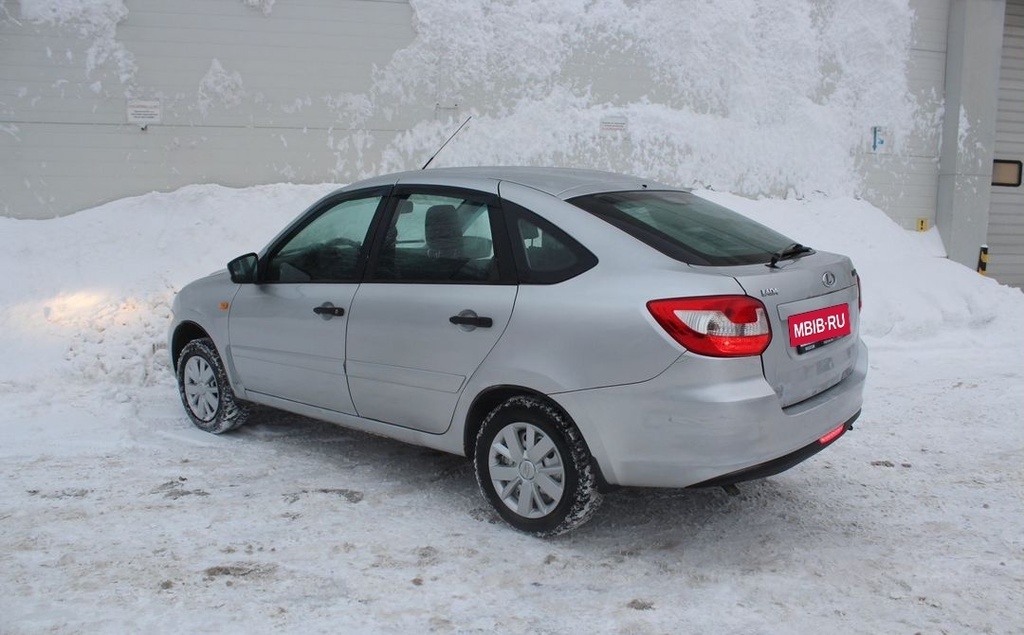 ВАЗ (LADA) Granta I, 2015 год, 379 000 рублей, 5 фотография