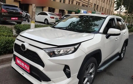 Toyota RAV4, 2020 год, 2 290 000 рублей, 1 фотография