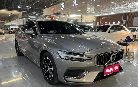 Volvo S60 III, 2021 год, 2 600 000 рублей, 1 фотография