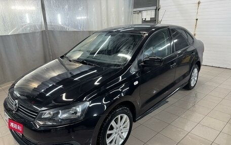 Volkswagen Polo VI (EU Market), 2012 год, 1 100 000 рублей, 1 фотография