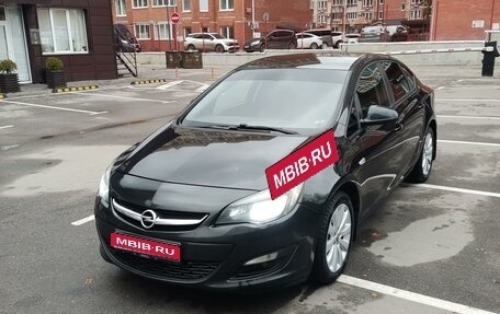 Opel Astra J, 2014 год, 1 050 000 рублей, 1 фотография