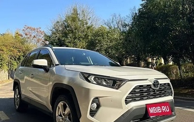 Toyota RAV4, 2022 год, 2 575 000 рублей, 1 фотография