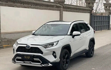 Toyota RAV4, 2022 год, 2 852 000 рублей, 1 фотография