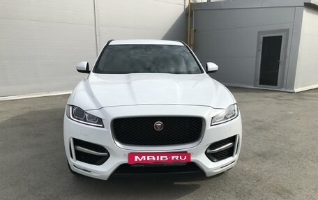 Jaguar F-Pace, 2019 год, 3 915 000 рублей, 3 фотография