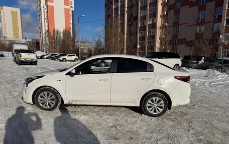 KIA Rio IV, 2021 год, 1 615 000 рублей, 6 фотография