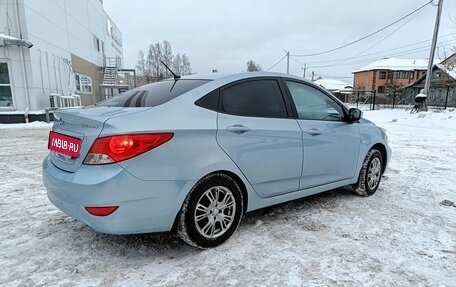 Hyundai Solaris II рестайлинг, 2013 год, 590 000 рублей, 1 фотография