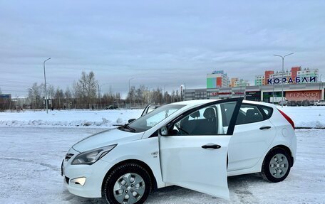 Hyundai Solaris II рестайлинг, 2015 год, 960 000 рублей, 1 фотография