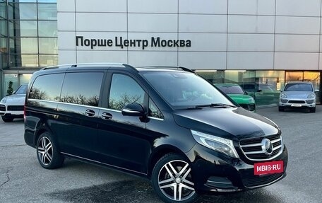 Mercedes-Benz V-Класс, 2015 год, 4 390 000 рублей, 8 фотография