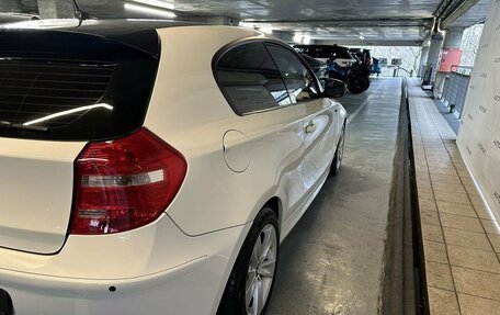 BMW 1 серия, 2011 год, 770 000 рублей, 11 фотография