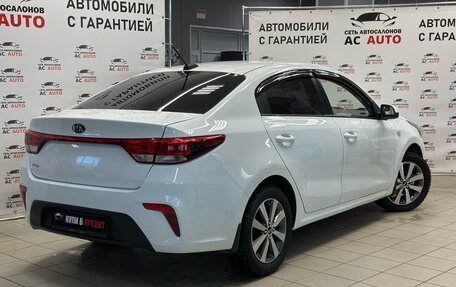 KIA Rio IV, 2018 год, 950 000 рублей, 4 фотография