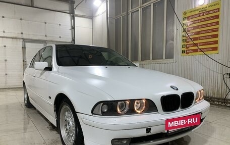 BMW 5 серия, 1997 год, 690 000 рублей, 3 фотография