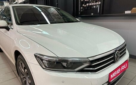 Volkswagen Passat B8 рестайлинг, 2021 год, 3 167 000 рублей, 7 фотография