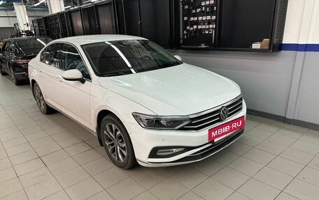 Volkswagen Passat B8 рестайлинг, 2021 год, 3 167 000 рублей, 6 фотография