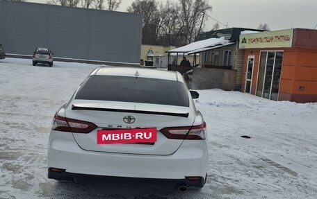 Toyota Camry, 2019 год, 3 300 000 рублей, 17 фотография