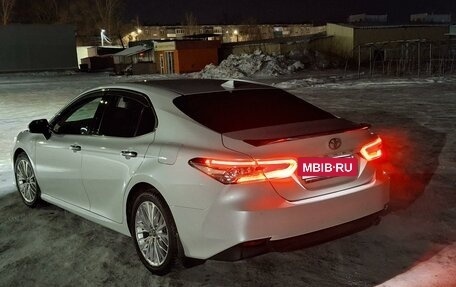 Toyota Camry, 2019 год, 3 300 000 рублей, 23 фотография