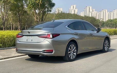 Lexus ES VII, 2021 год, 3 900 000 рублей, 3 фотография