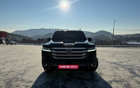 Toyota Land Cruiser, 2022 год, 12 999 999 рублей, 2 фотография