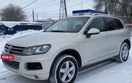 Volkswagen Touareg III, 2014 год, 2 349 000 рублей, 2 фотография