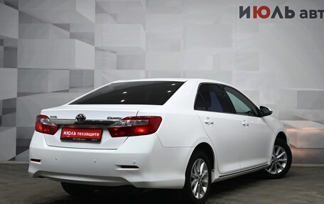 Toyota Camry, 2012 год, 1 730 000 рублей, 8 фотография