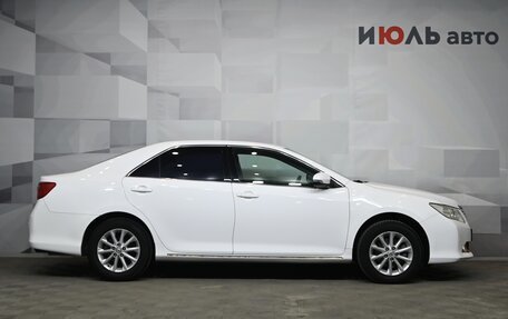 Toyota Camry, 2012 год, 1 730 000 рублей, 10 фотография