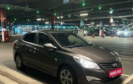 Hyundai Solaris II рестайлинг, 2015 год, 1 290 000 рублей, 14 фотография