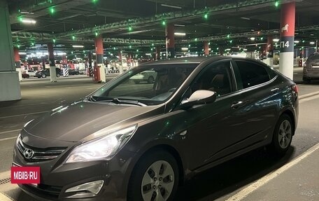 Hyundai Solaris II рестайлинг, 2015 год, 1 290 000 рублей, 15 фотография