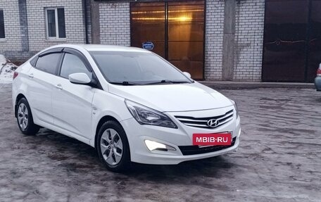 Hyundai Solaris II рестайлинг, 2014 год, 1 250 000 рублей, 3 фотография