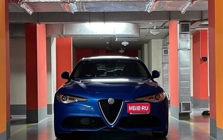 Alfa Romeo Giulia II, 2017 год, 3 500 000 рублей, 13 фотография