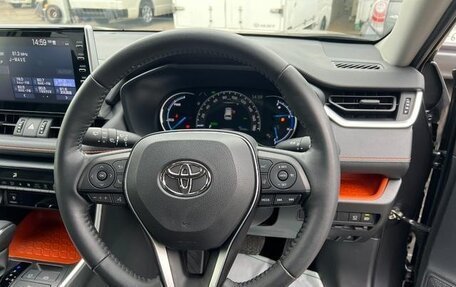 Toyota RAV4, 2021 год, 2 670 000 рублей, 11 фотография