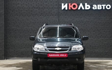 Chevrolet Niva I рестайлинг, 2011 год, 550 000 рублей, 2 фотография