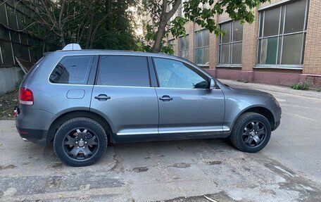 Volkswagen Touareg III, 2004 год, 1 295 000 рублей, 4 фотография