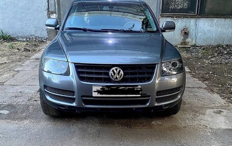 Volkswagen Touareg III, 2004 год, 1 295 000 рублей, 2 фотография