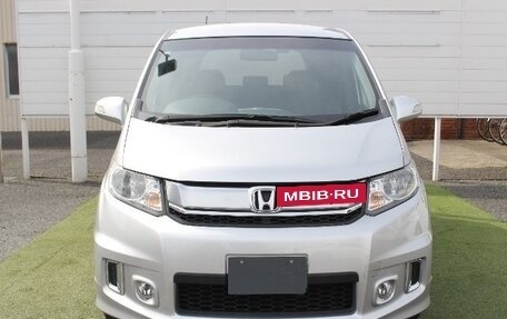 Honda Freed I, 2014 год, 830 000 рублей, 2 фотография