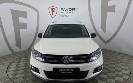 Volkswagen Tiguan I, 2013 год, 1 399 000 рублей, 2 фотография