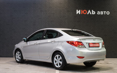 Hyundai Solaris II рестайлинг, 2012 год, 999 000 рублей, 4 фотография