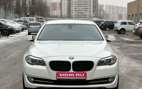 BMW 5 серия, 2011 год, 2 600 000 рублей, 3 фотография