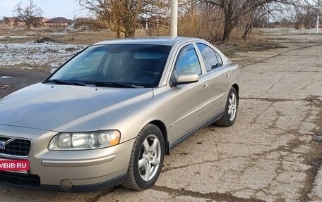 Volvo S60 III, 2005 год, 450 000 рублей, 2 фотография