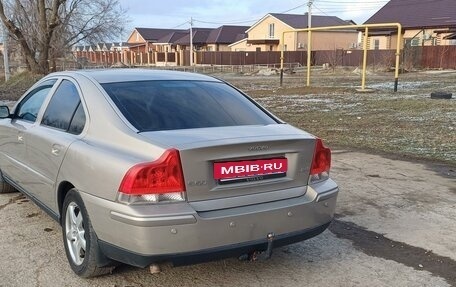 Volvo S60 III, 2005 год, 450 000 рублей, 3 фотография